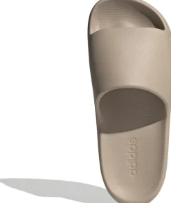 Adilette Lumia
