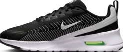 Air Max Nuaxis sneakers