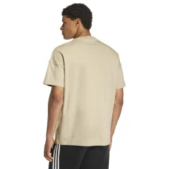 All season T-shirt