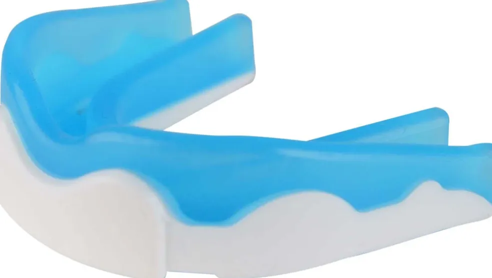 bp7001 mouthguard jr trans bl/wh pe