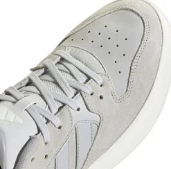 Court 24 sneakers