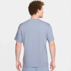 Dri-FIT Primary t-shirt