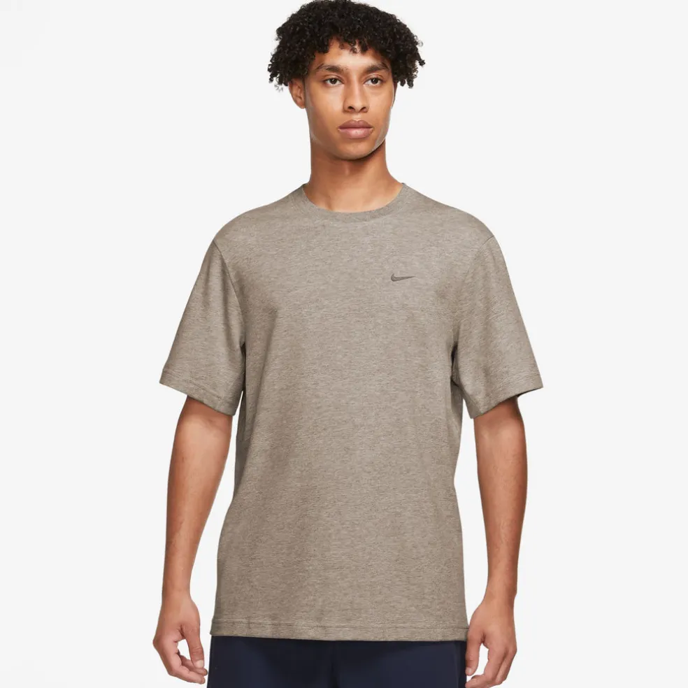 Dri-FIT Primary t-shirt