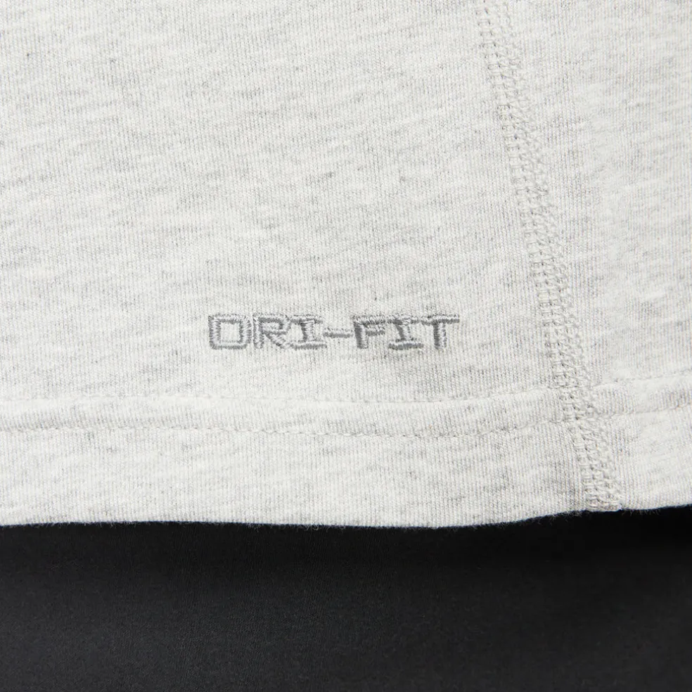 Dri-FIT Primary t-shirt