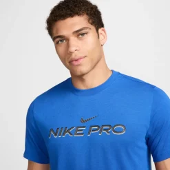Dri-FIT shortsleeve shirt