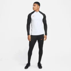 Dri-FIT Strike longsleeve
