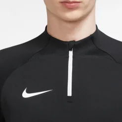 Dri-FIT Strike longsleeve