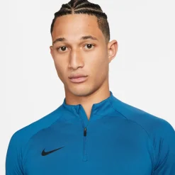 Dri-FIT Strike longsleeve