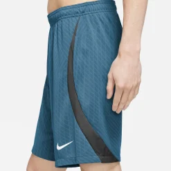 Dri-FIT Strike short