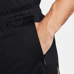 Dri-FIT Strike short