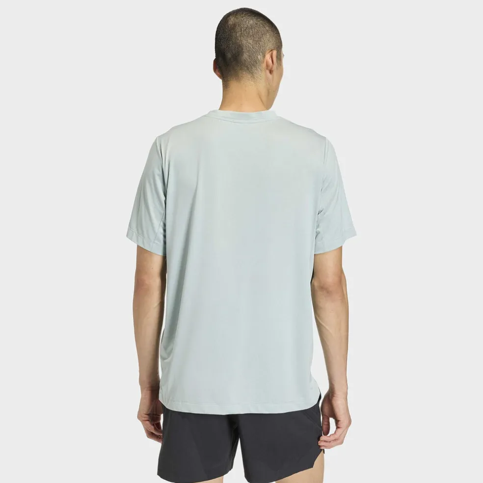 D4T Essentials T-shirt
