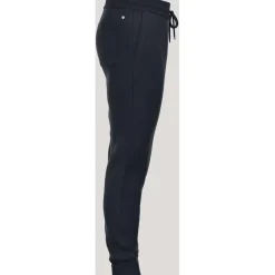 essential 4 joggers