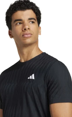 Freelift Tee