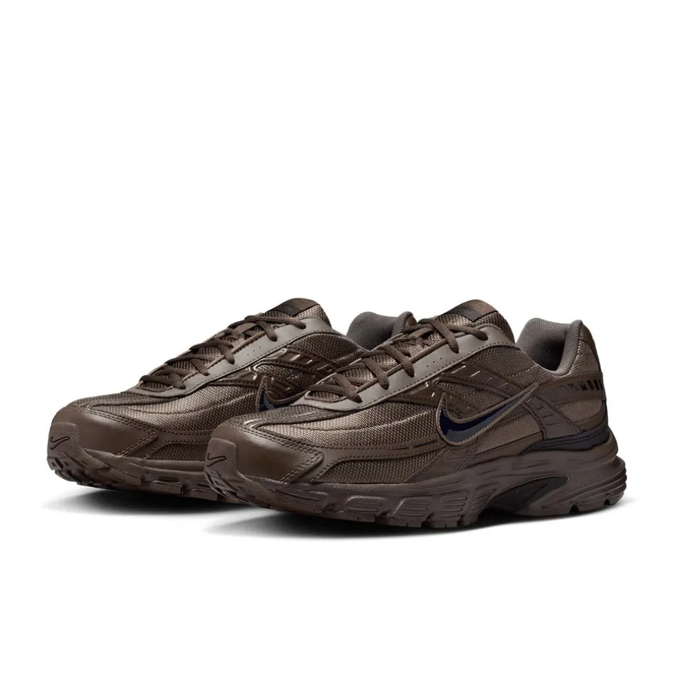 initiator schoenen
