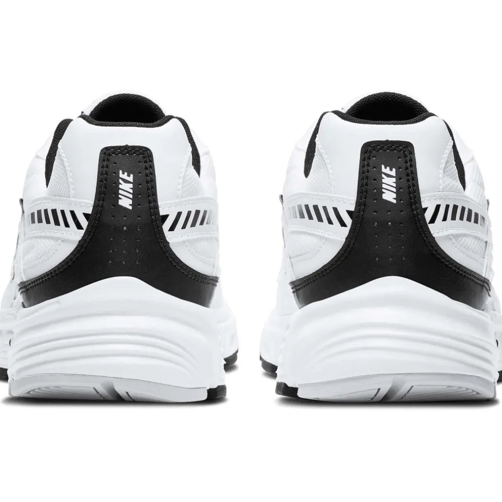 initiator schoenen