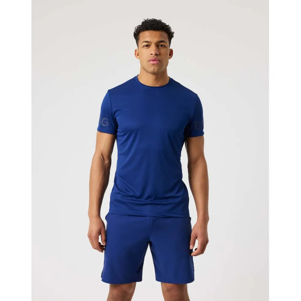 light t-shirt