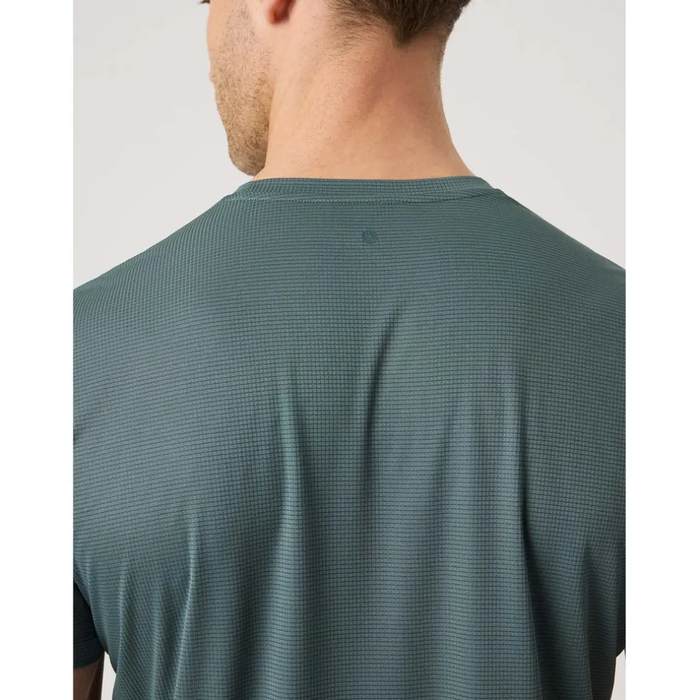 light t-shirt