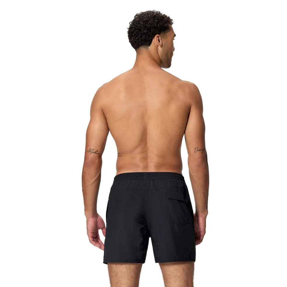 MEDLEY LOGO WATERSHORT16"