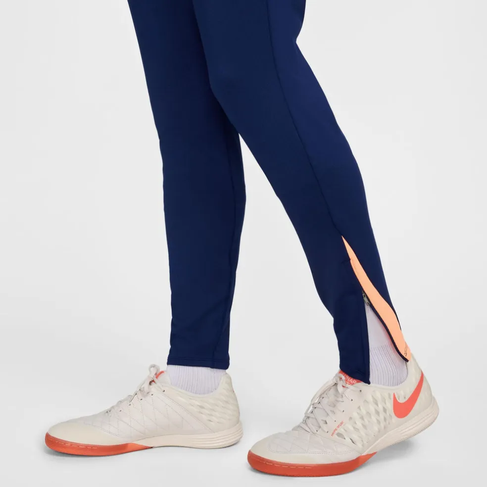 Nike Strike Men's Dri-FIT Glob