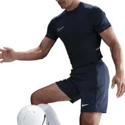 nike strike men's dri-fit soccer sh