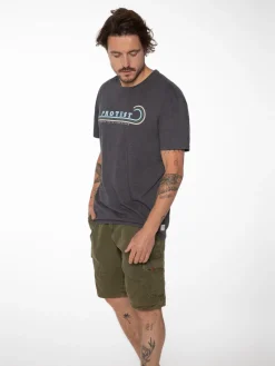 Pack wood short