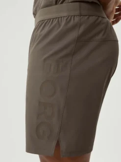 Pocket short