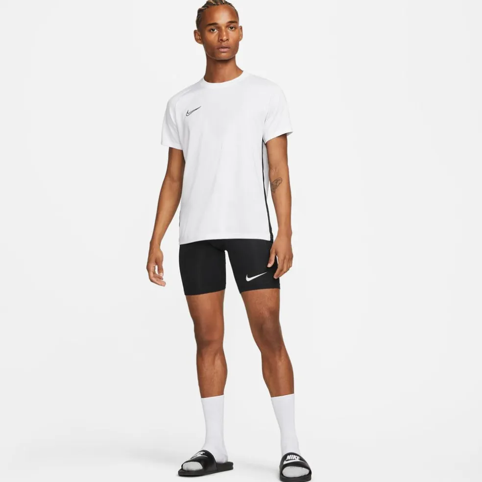 Pro Dri-FIT Strike Soccer short