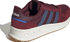 Run 84 sneakers