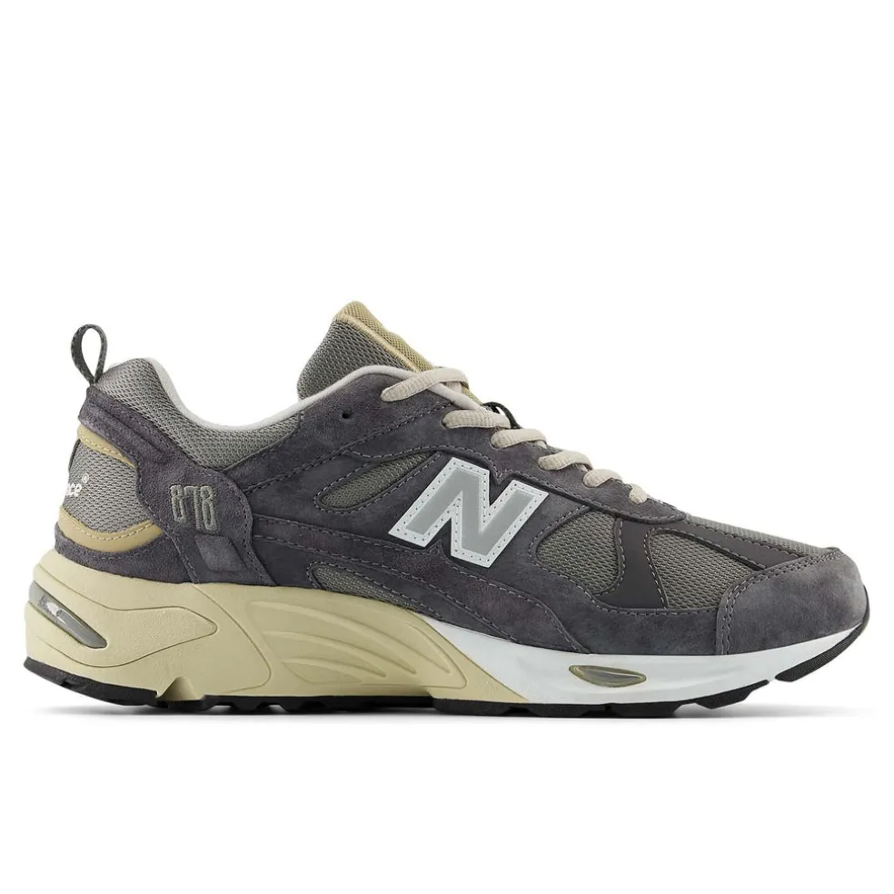 878 schoenen