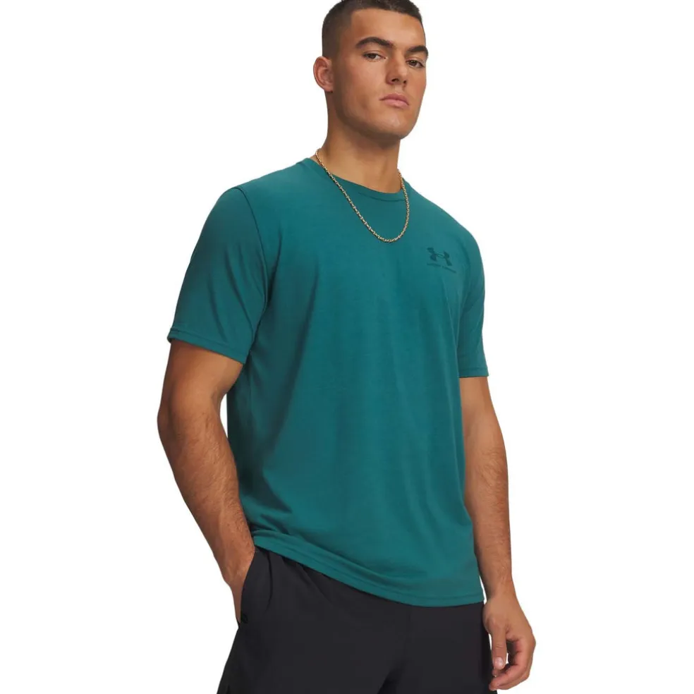 Sportstyle Left Chest Logo Shirt