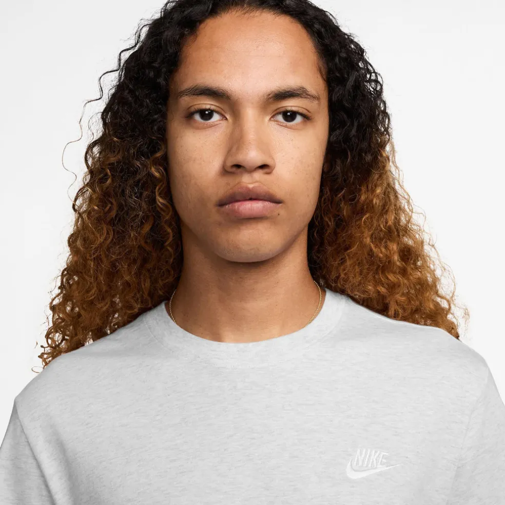 Sportswear Club T-shirt