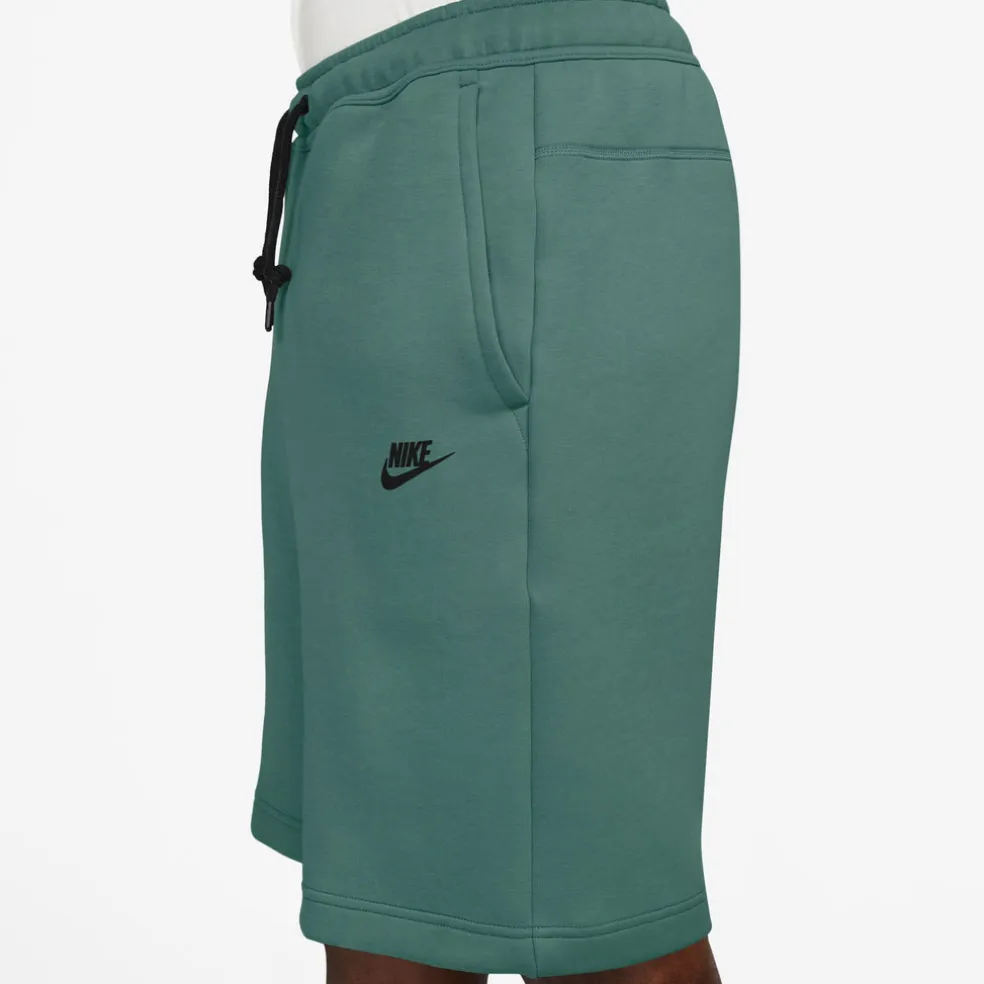 Sportswear Tech Fleece short