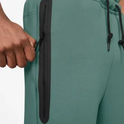 Sportswear Tech Fleece short