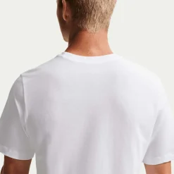 sportswear t-shirt