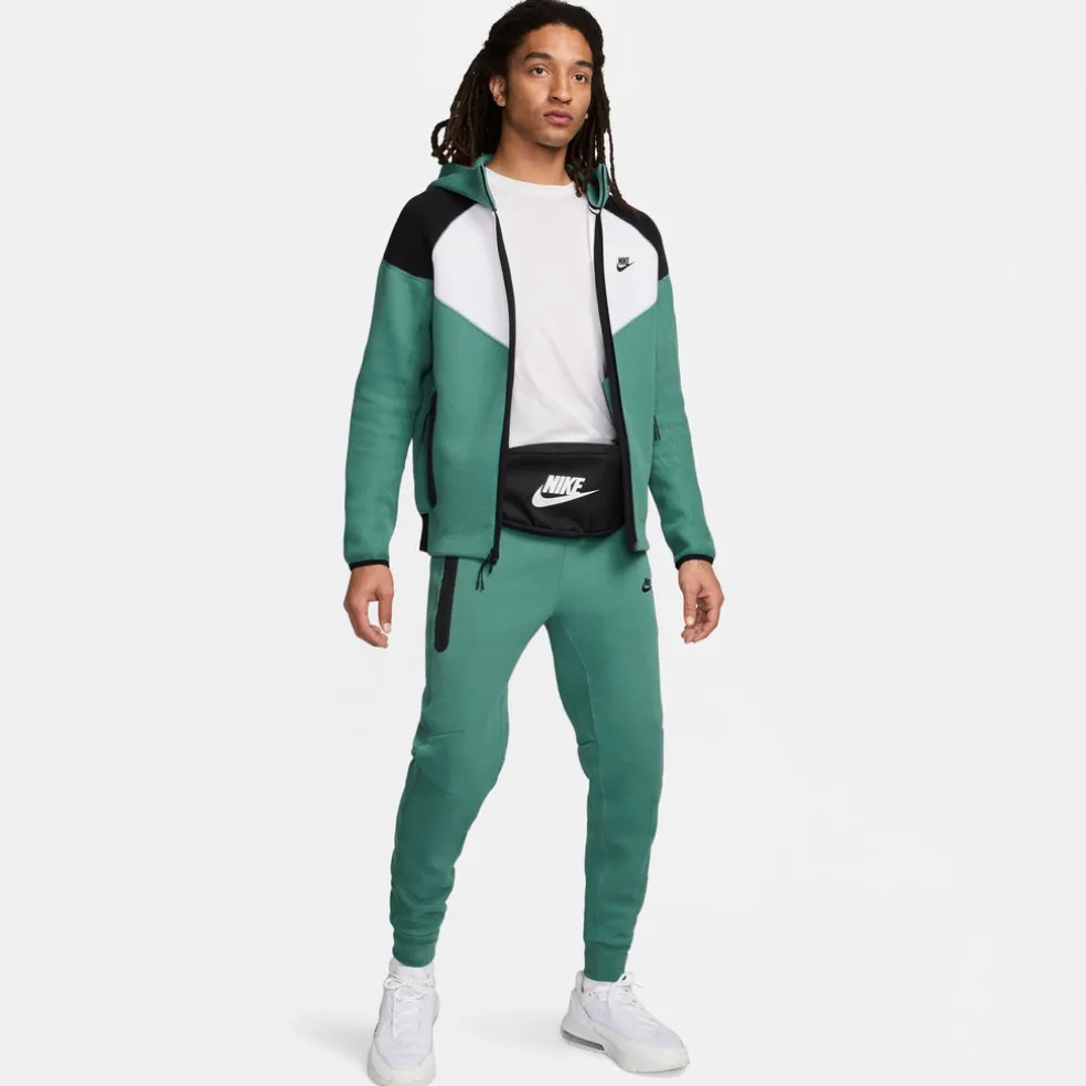 Tech Fleece broek
