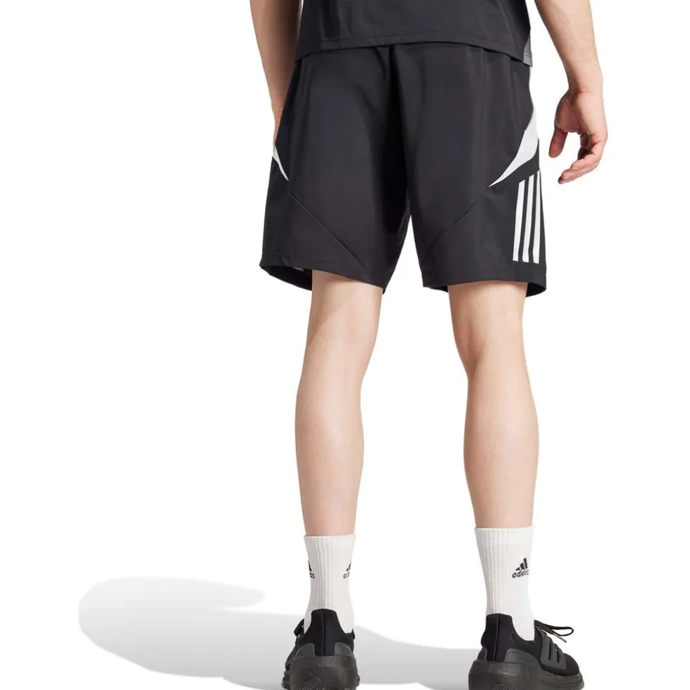 Tiro 24 Short