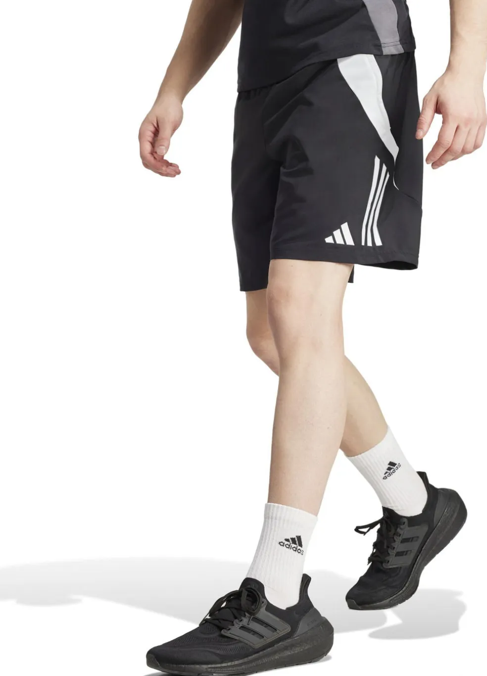 Tiro 24 Short
