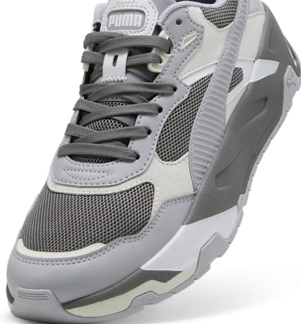 Trinity sneakers