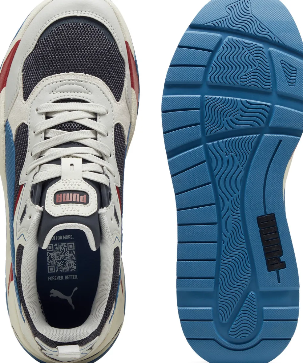 Trinity sneakers