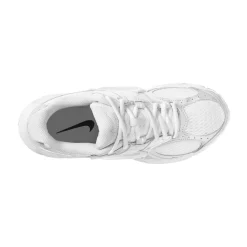 v5 rnr sneakers