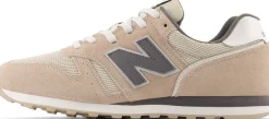 373v2 sneakers