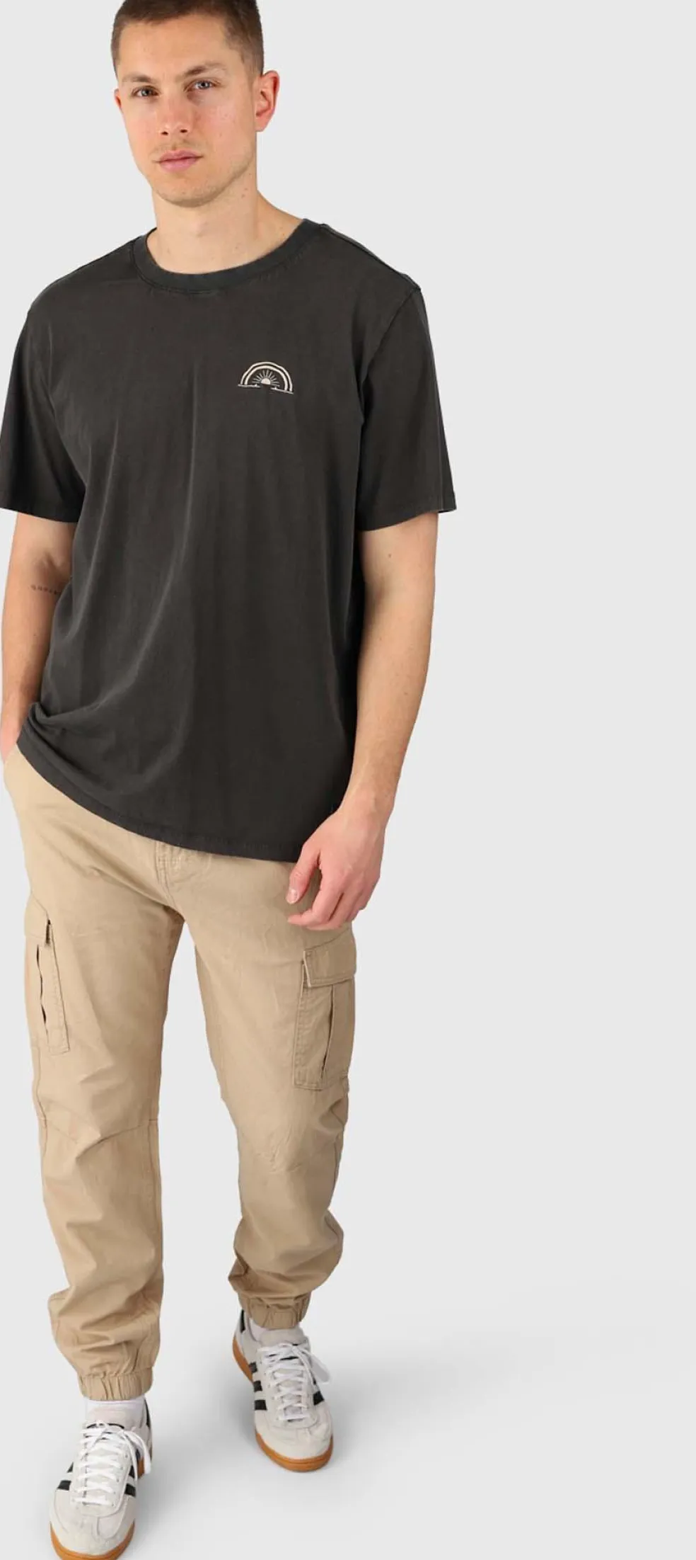 Wandes Men T-shirt