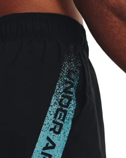 Woven Graphic short