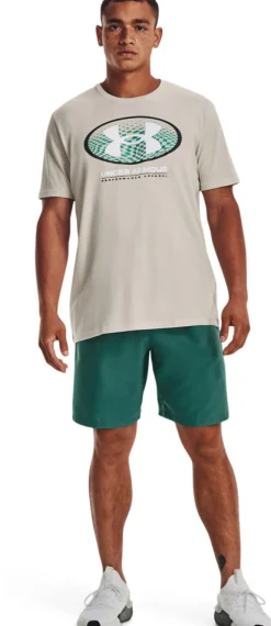 Woven Graphic short