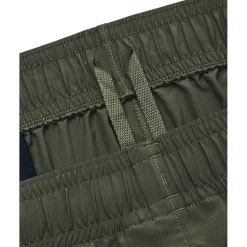 Woven Graphic short